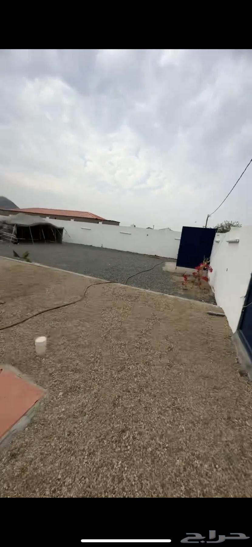 للبيع استراحة في موقع مميز.64403183722626112