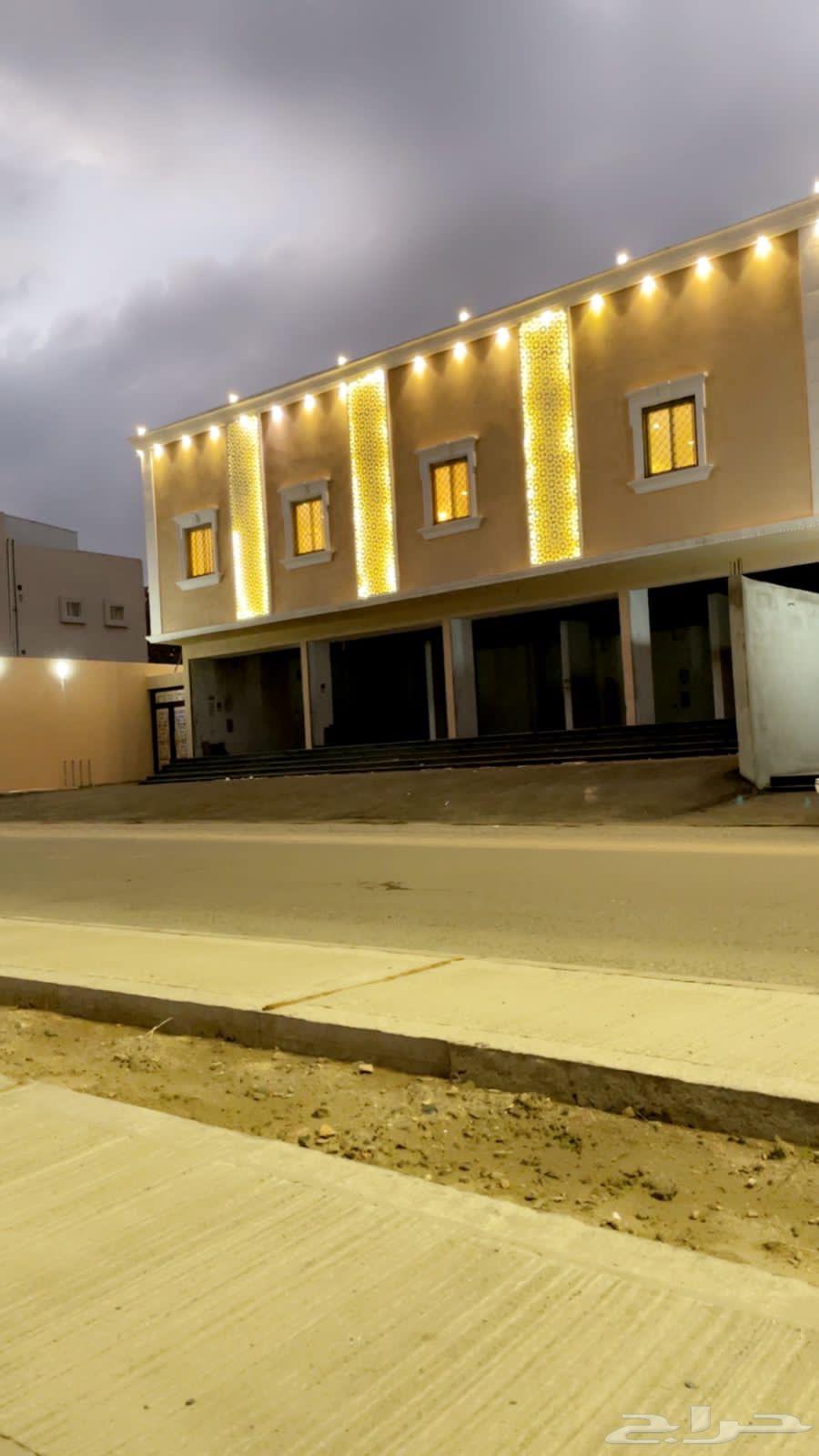 معرض للإيجار