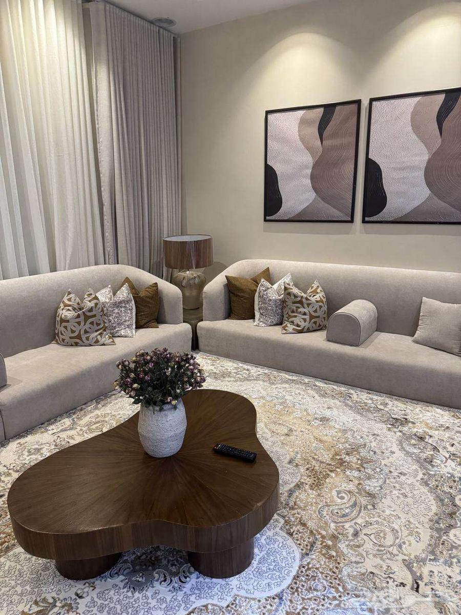 Custom table details64403696182273110