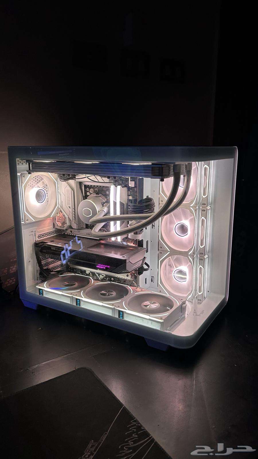 تركيب أجهزه كمبيوتر بشكل جميل64422755442178110