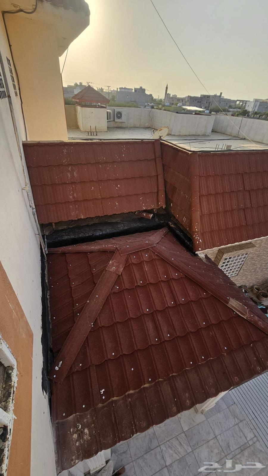 Teacher of clay tiles in Jizan, Abu Arish, Sabya, Samtah, one of the venues is Bisha, Damad64403884873985110