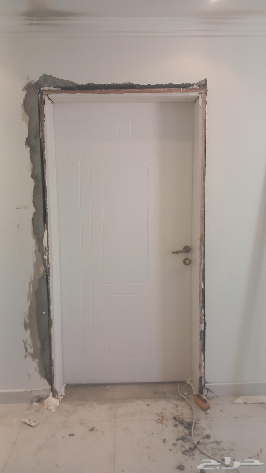 نجار ابواب خشب وابواب الامنيوم ودرايش تركيب وتوصيل64403915744131110