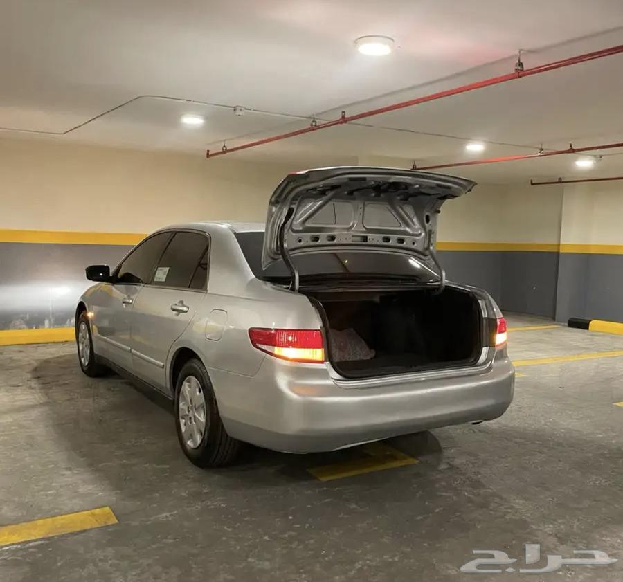 مندوب توصيل64422879873025110