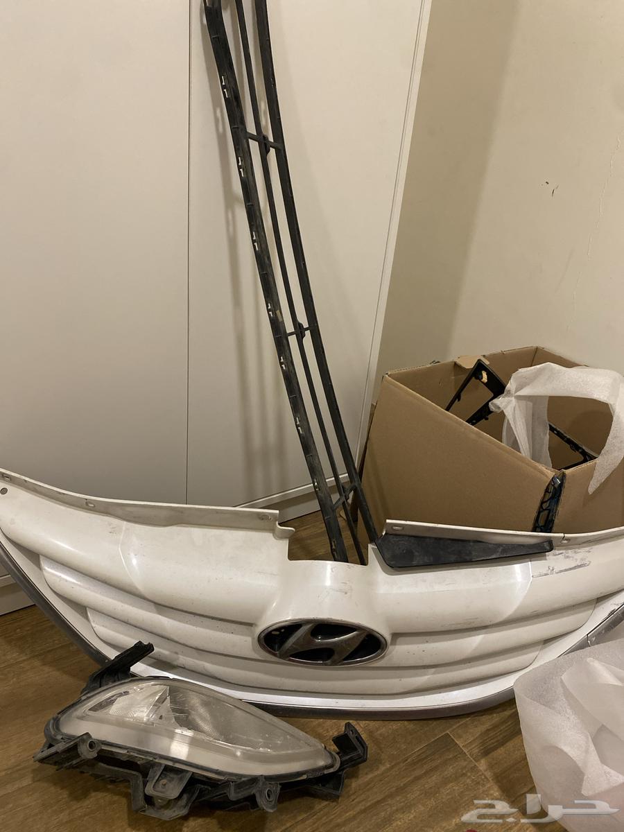 شبك سوناتا 2011 مع شبك الصدام السفلي مع كشاف يمين للبيع64422864101249110