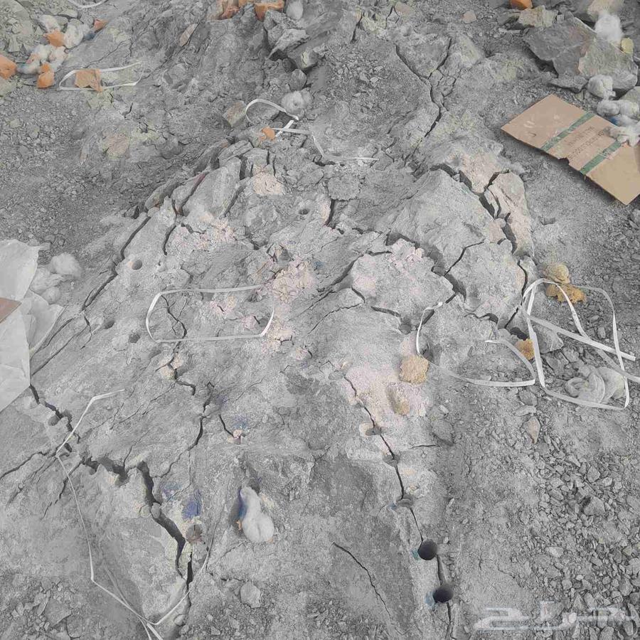 كمربشنات تخريم وتفتيت الصخور وتكسيرالصبات64422770959362111