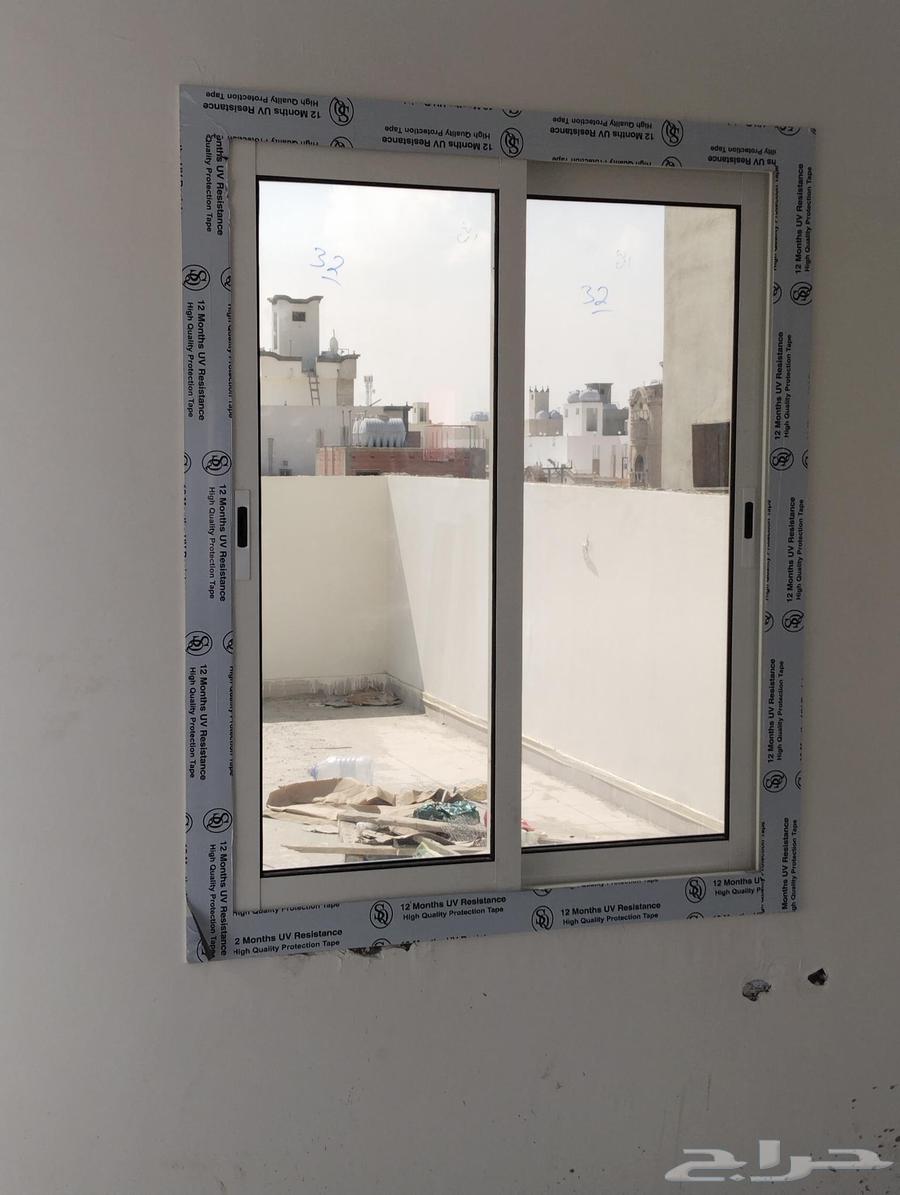 هذه النوافذ الألومنيوم مصنوعة من زجاج مزدوج التزجيج. وهي مصن64422943408769111