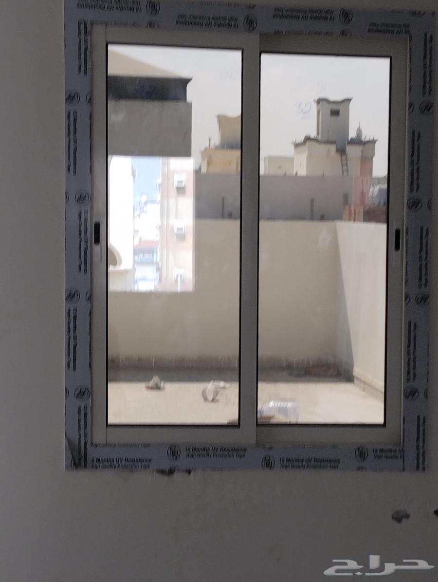 هذه النوافذ الألومنيوم مصنوعة من زجاج مزدوج التزجيج. وهي مصن64422943408769110