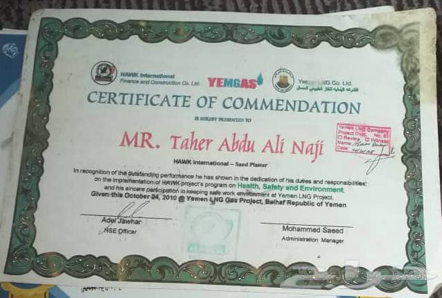 Looking for a job as an iron painting technician with 10 years of experience, contact me64422928478466110