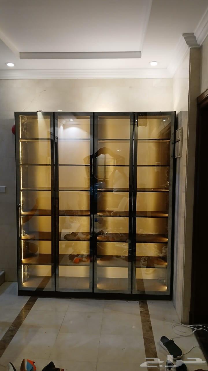 Carpenter for assembling and disassembling all cabinets64403900524417110