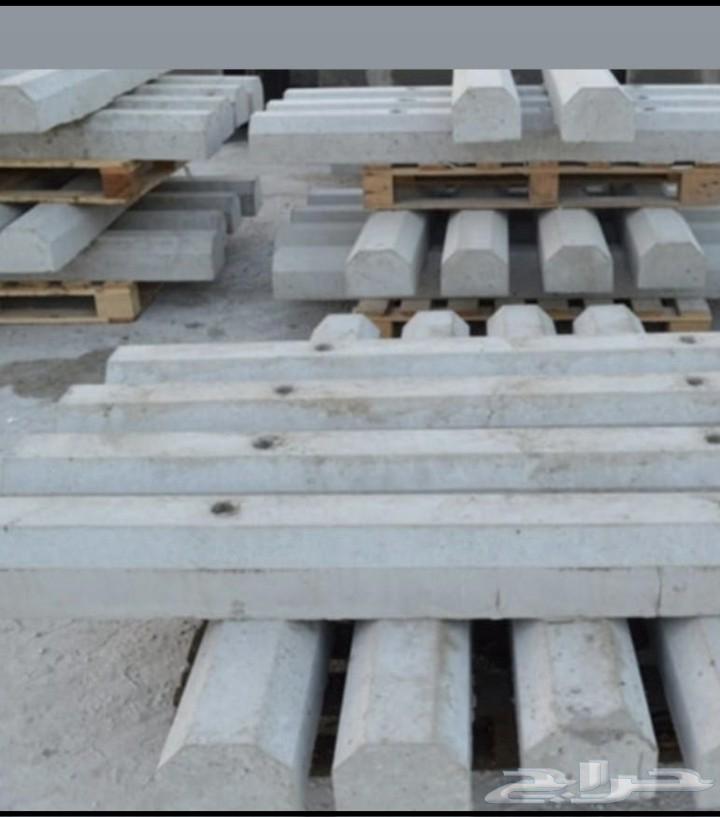 We have concrete parking stops, bollards, and concrete barriers available64422912550659110