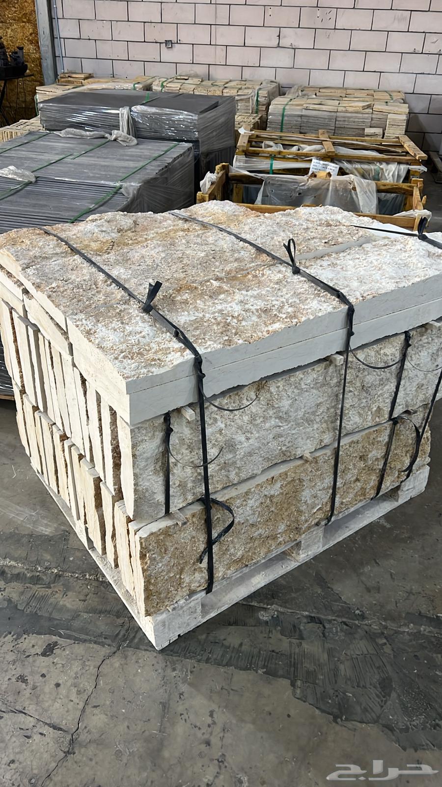 حجر وجه الجبل   جبلي64423053657729113