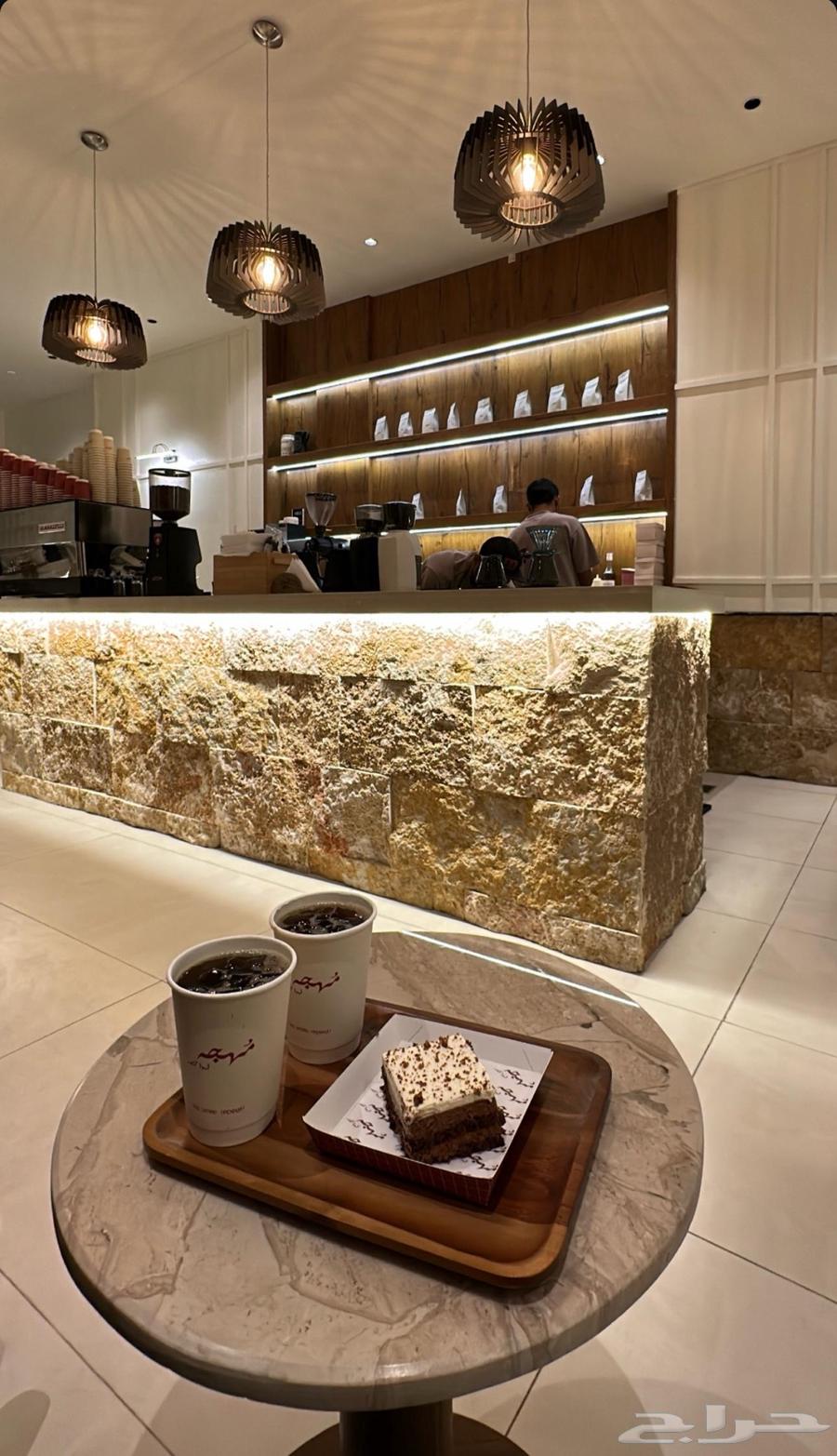 حجر وجه الجبل   جبلي64423053657729112