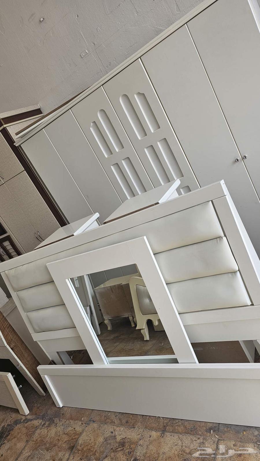 Used bedroom set with delivery and installation in Riyadh, contact via WhatsApp or64423134429698112