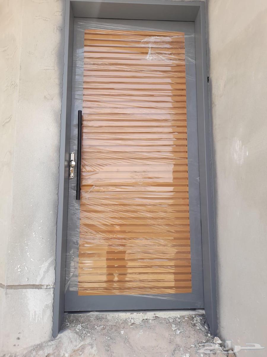 Skilled blacksmith in Crystal, proficient in all types of metalwork, doors, windows, custom orders64423005736322111