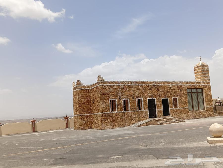 Stone cladding mason for courtyards64423070374403113