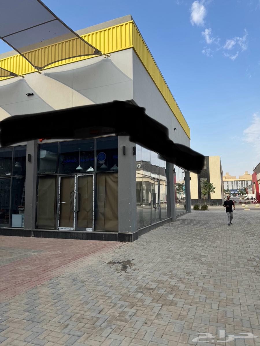 محل للتقبيل في سوق سبعه نشاط كهرباء وسباكه الروابي64423051973378112