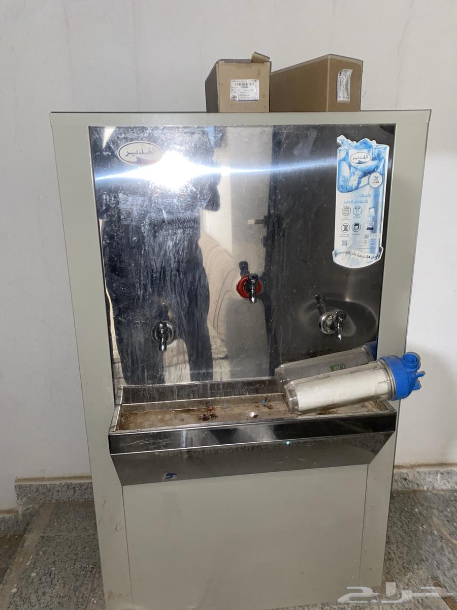 A large refrigerator that has not been used, all its accessories are available from the factory for sale64423244722306110