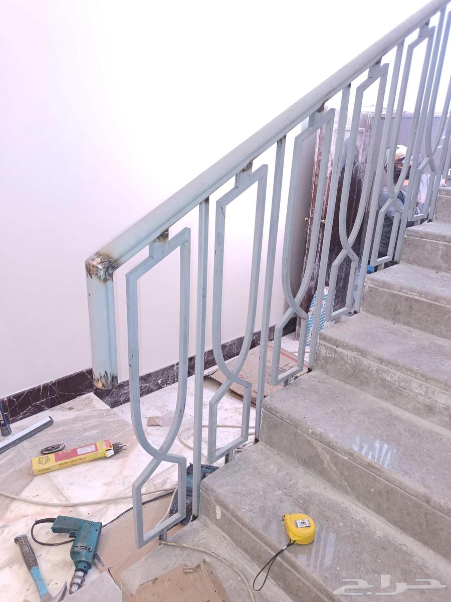 حداد جميع انواع مظلات وسواتر ابواب قرميت شنكو ايدى و سندويش64423086075010113