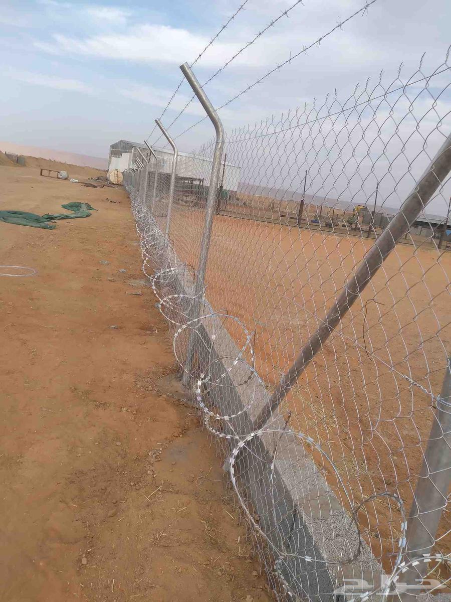 نحن نقوم بتوريد وتركيب جميع انواع الشبوك64423274588673113