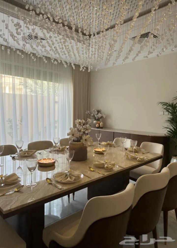 Detailing sofa rooms, dining tables, service tables, decorative screens, decoration.64457837246082110