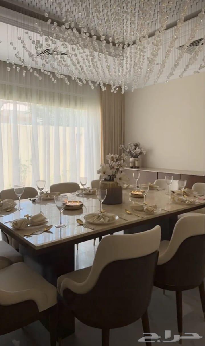 Detailing sofa rooms, dining tables, service tables, decorative screens, decoration.64457837246082111