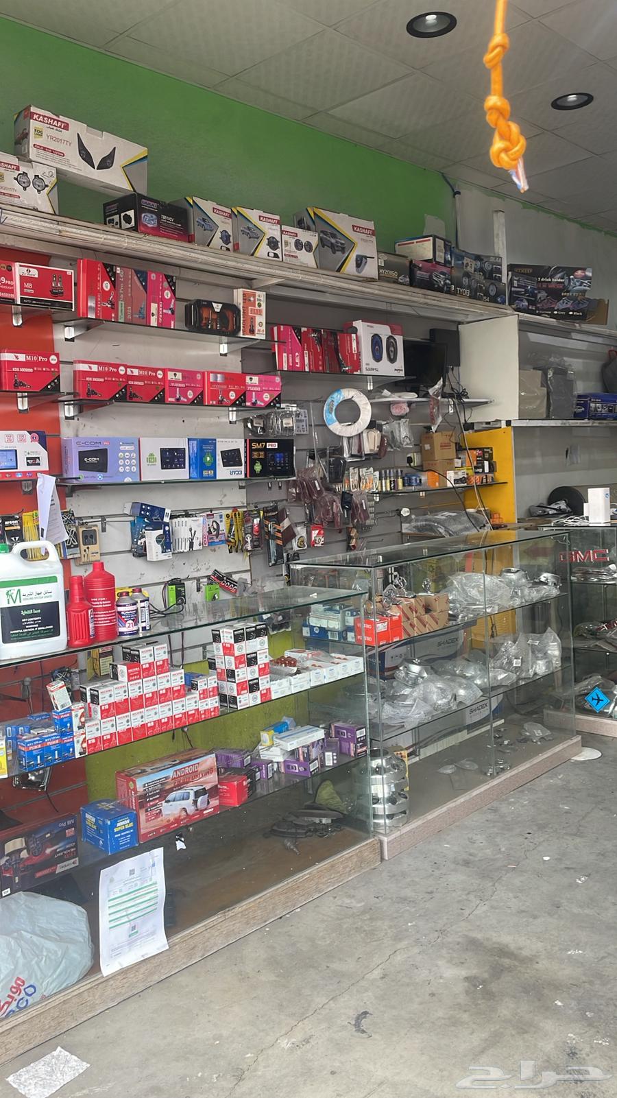 محل زينه سيارات للتقبيل مع البضاعه64457886402051110