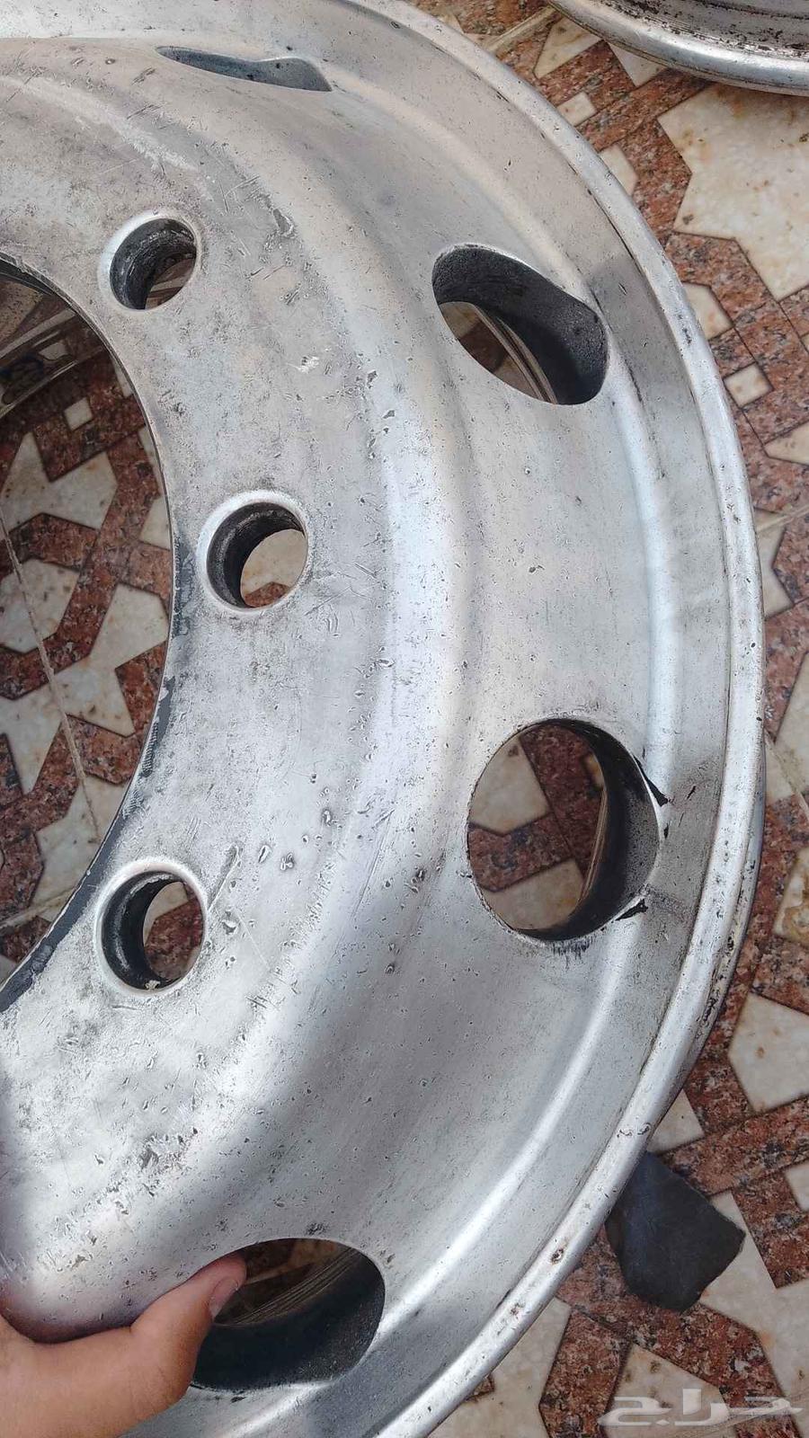 تلميع جنوط كروم جميع السيارات و الباصات و الشاحنات64423354595970114