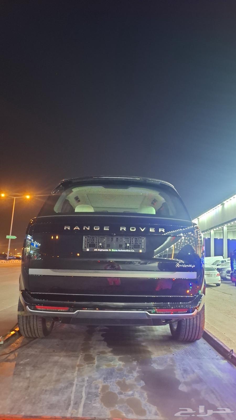 Hydraulic platform available in Riyadh, inside and outside64457925409282112