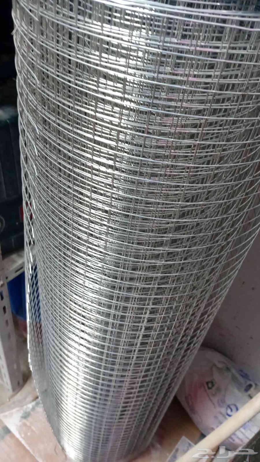 Aluminum technician and installation of mosquito net screens64423354717569110