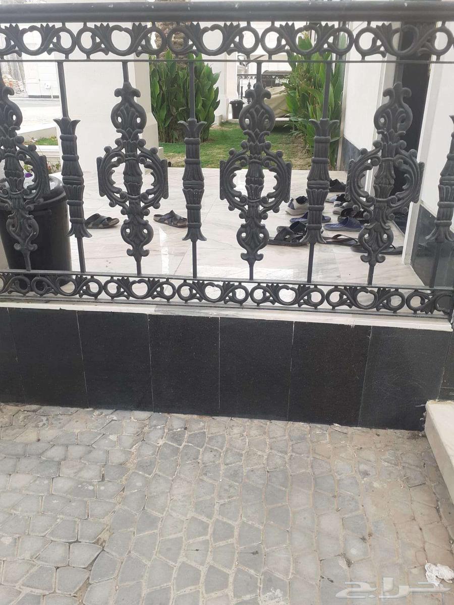 Iron and aluminum door, large gate, shutters, awnings, railing for all jobs in Dammam64458273879043110