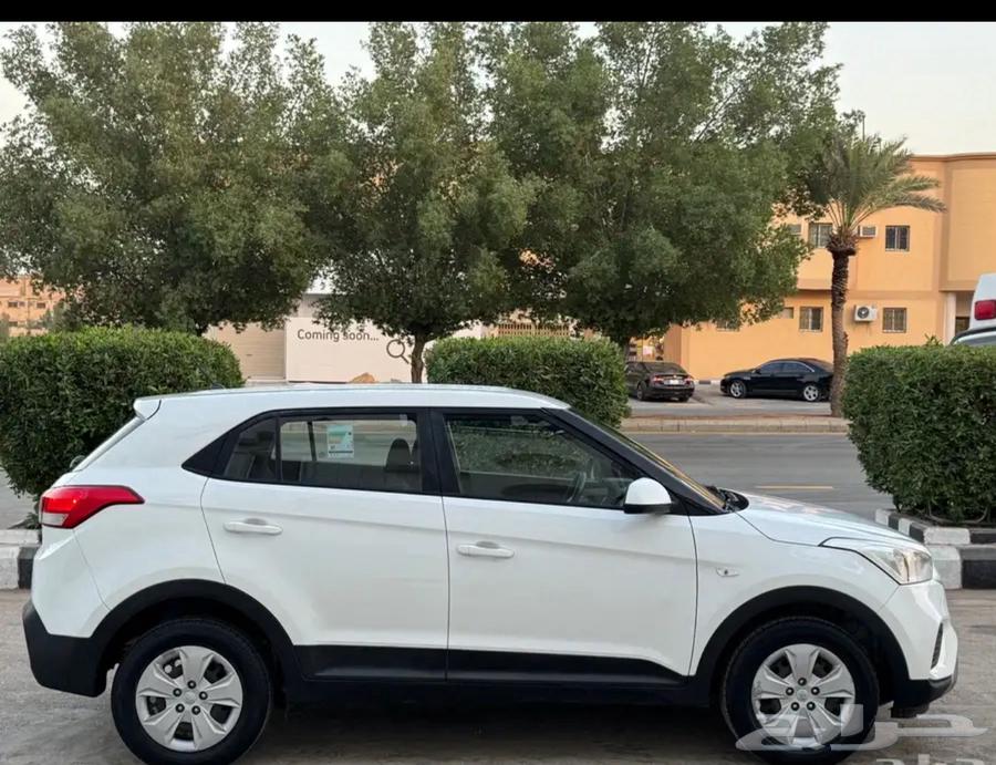 Indian delivery driver providing ride services from Al-Khalij, An-Nahda, and Ashbiliya64458481855618110