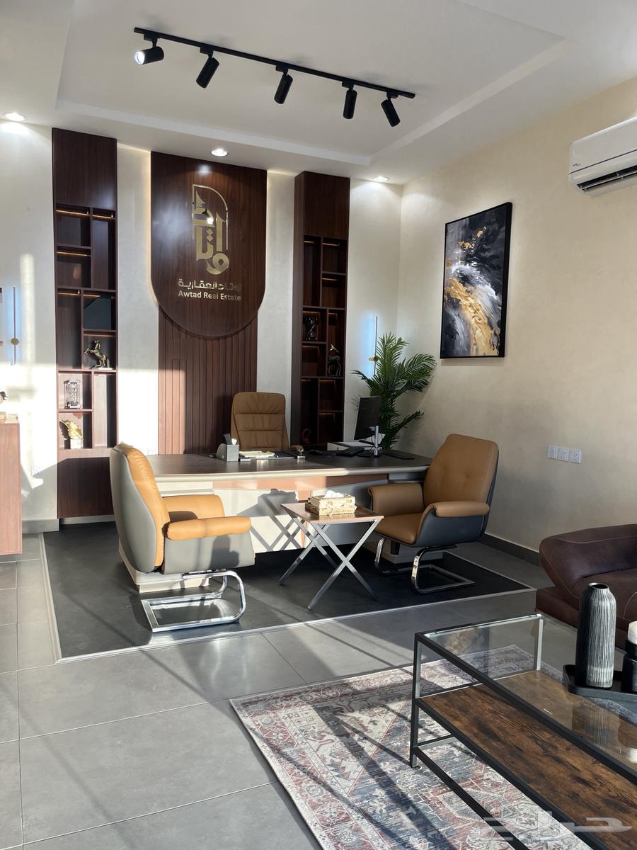 للتقبيل مكتب بكامل الاثاث مناسب لنشاط المحاماه64423180473602110