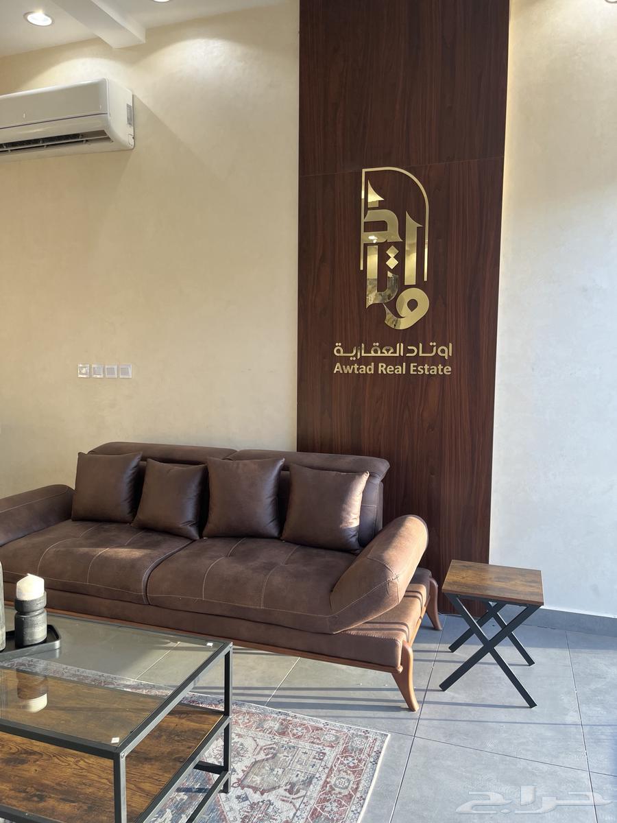 للتقبيل مكتب بكامل الاثاث مناسب لنشاط المحاماه64423180473602111