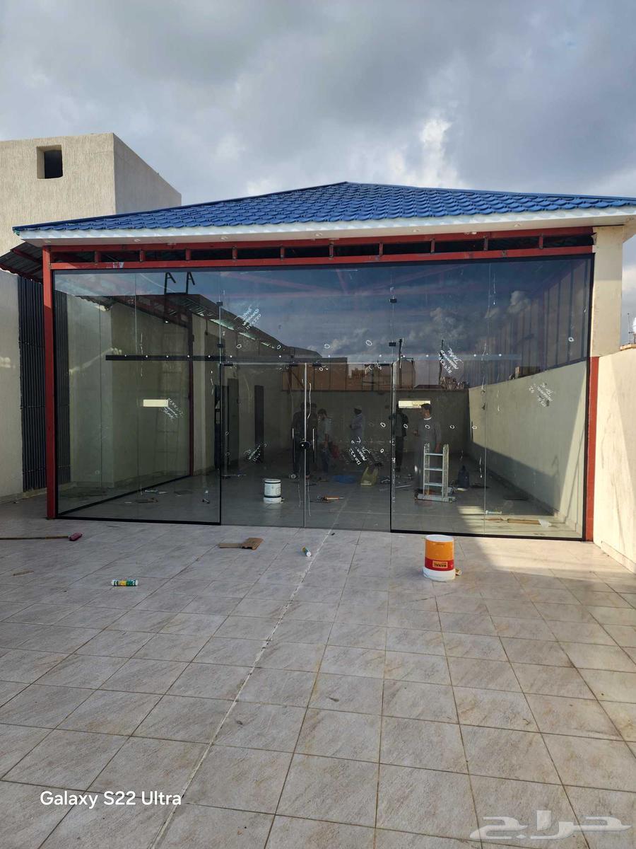 Glass, aluminum and structure technician64423354071938110