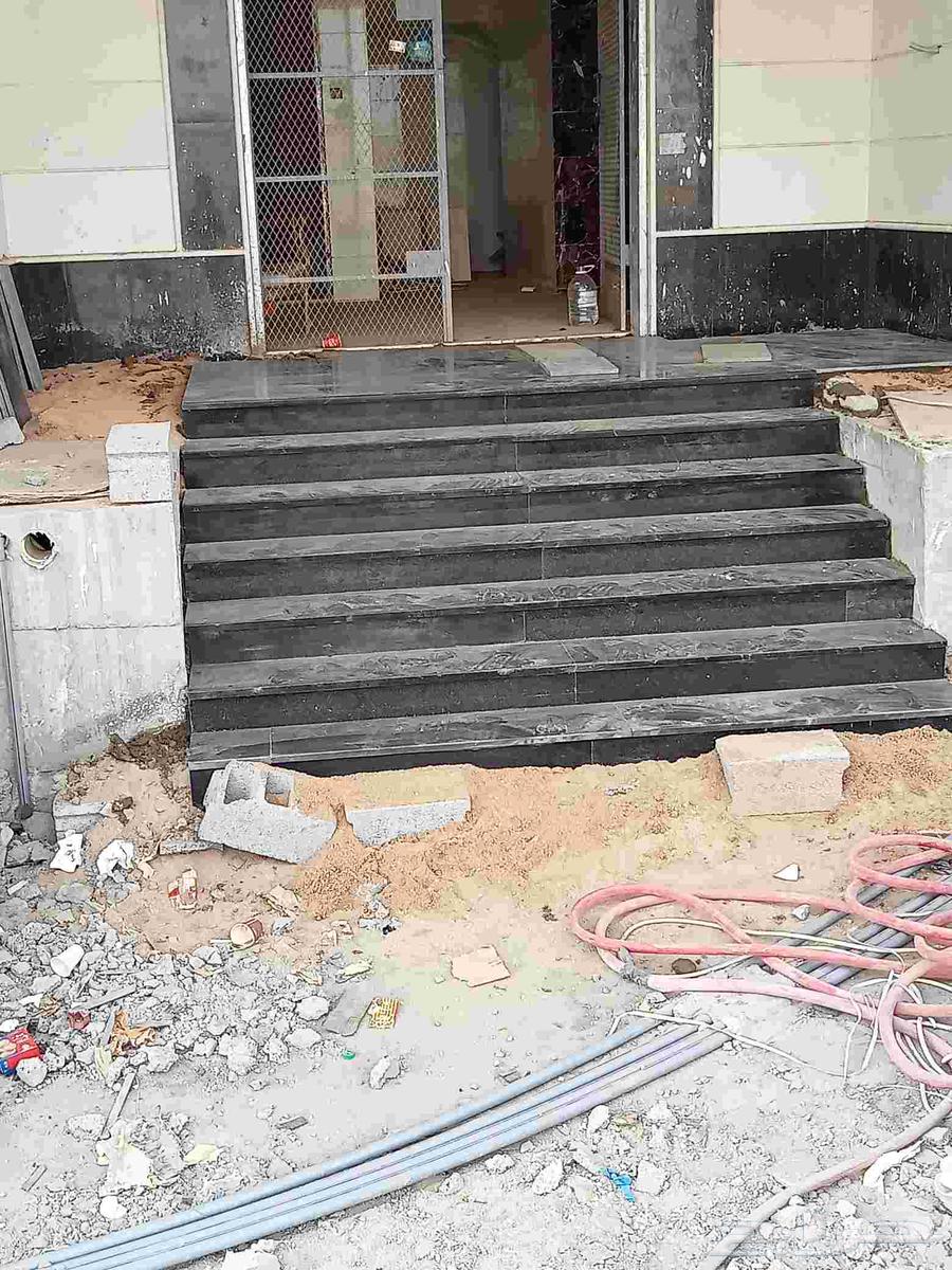 معلم بلاط لتركيب جميع انواع البلاط والرخام والبورسلين وأعمال64458378487937113