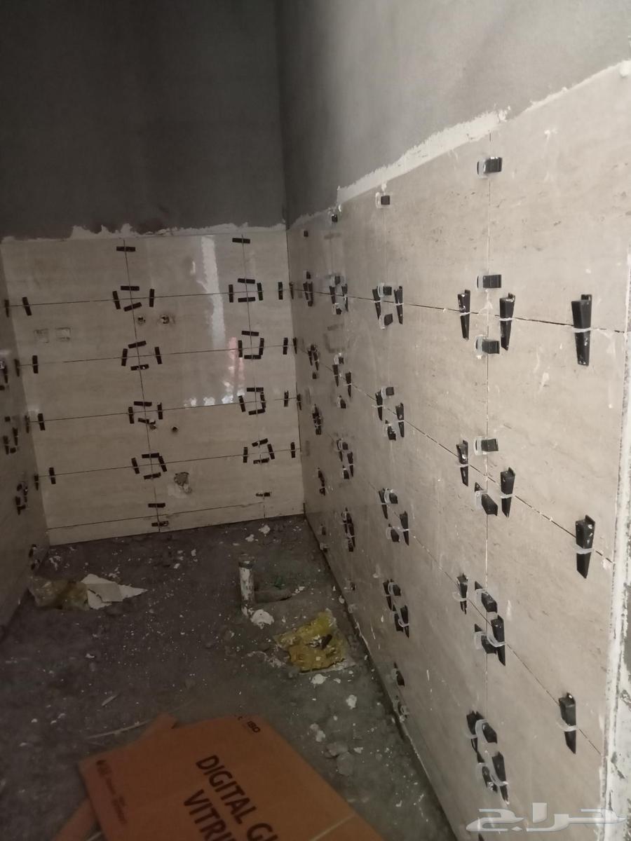 معلم بلاط لتركيب جميع انواع البلاط والرخام والبورسلين وأعمال64458378487937112