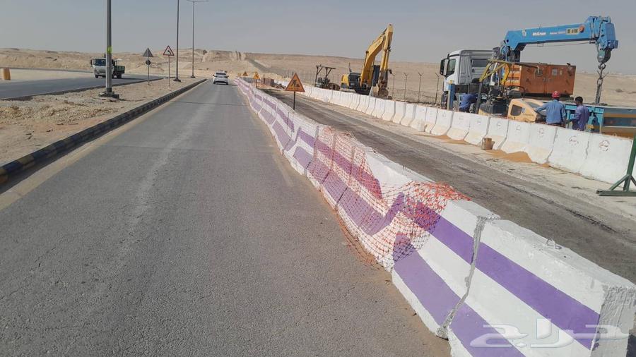 توريد حواجز خرسانيه مستخدمه64423339013891110