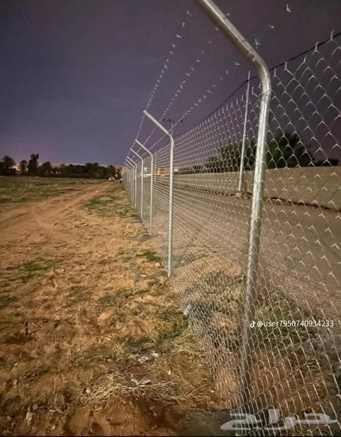 نحن مؤسسة مقاولات عامه 1الشبوك بجميع انواعها ومواصفات العالي64458511203843112