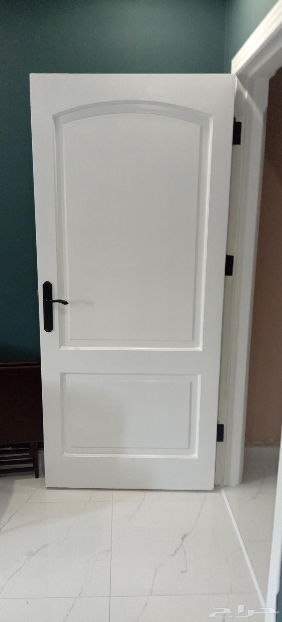 دهان أبواب خشب وحديد وتجديد الأبواب القديمه64500685759105111