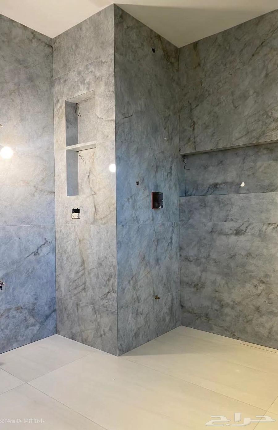 Porcelain ceramic tiler, breaking and installing old bones64458437245569112