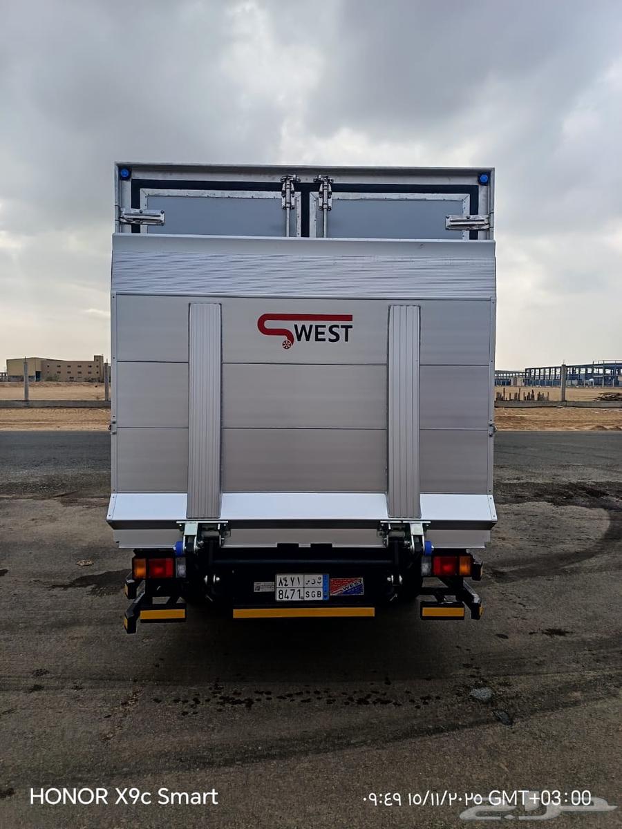 Insulation of vans and construction of vehicle boxes and refrigeration and freezing units64458333443331112