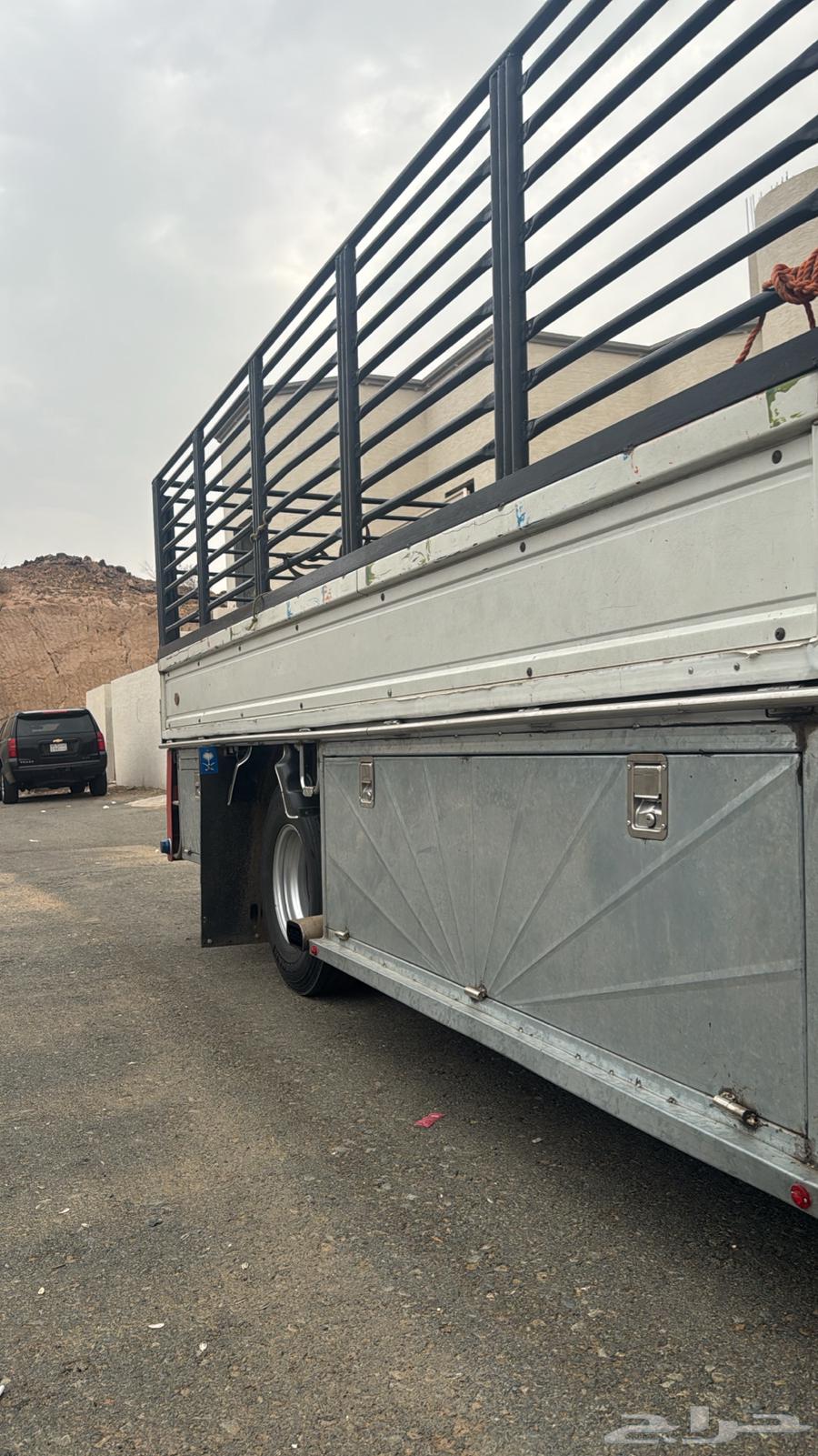 دينا لنقل البضايع والاثاث وغيرها64458688741121110