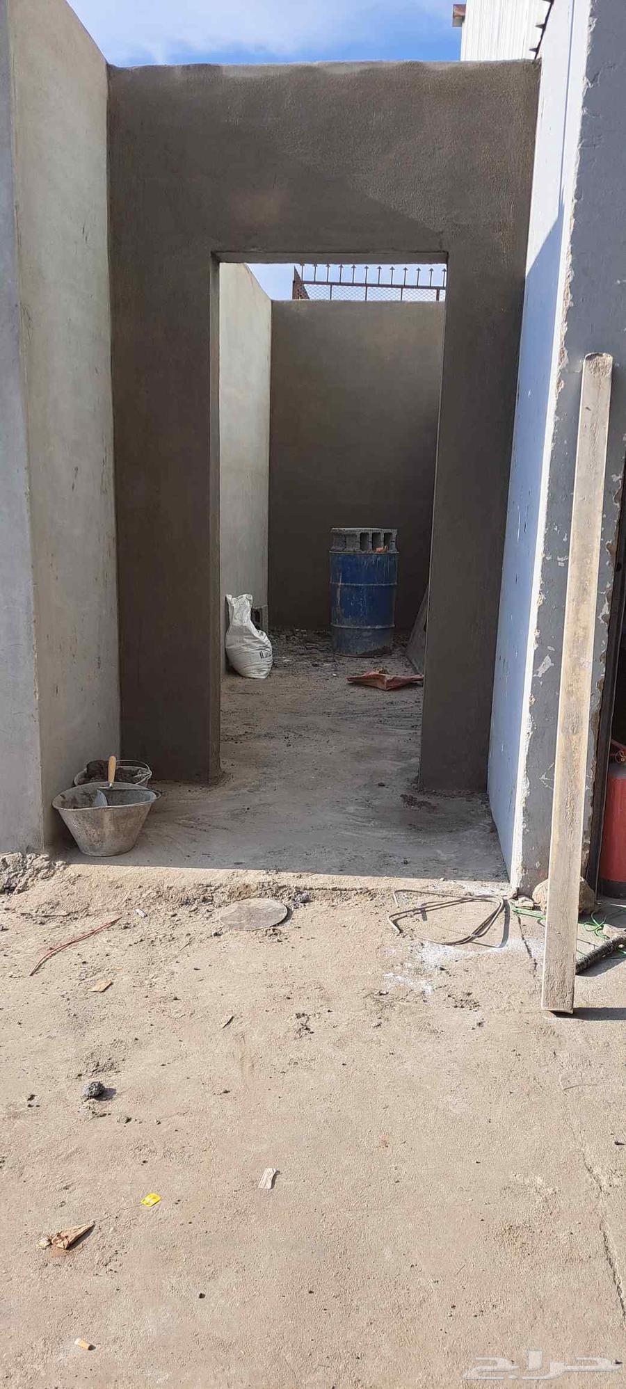 Builder, plasterer, and demolition and renovation workers64458749512067111