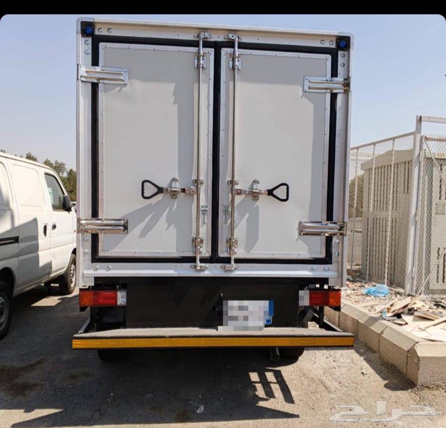 سيارة ونيت مبرد لنقل البضائع داخل الرياض64459199730689111