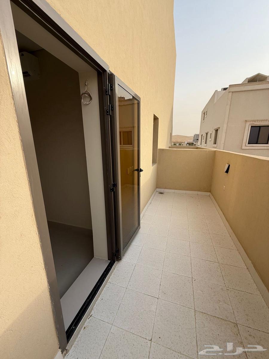 فيلا للإيجار