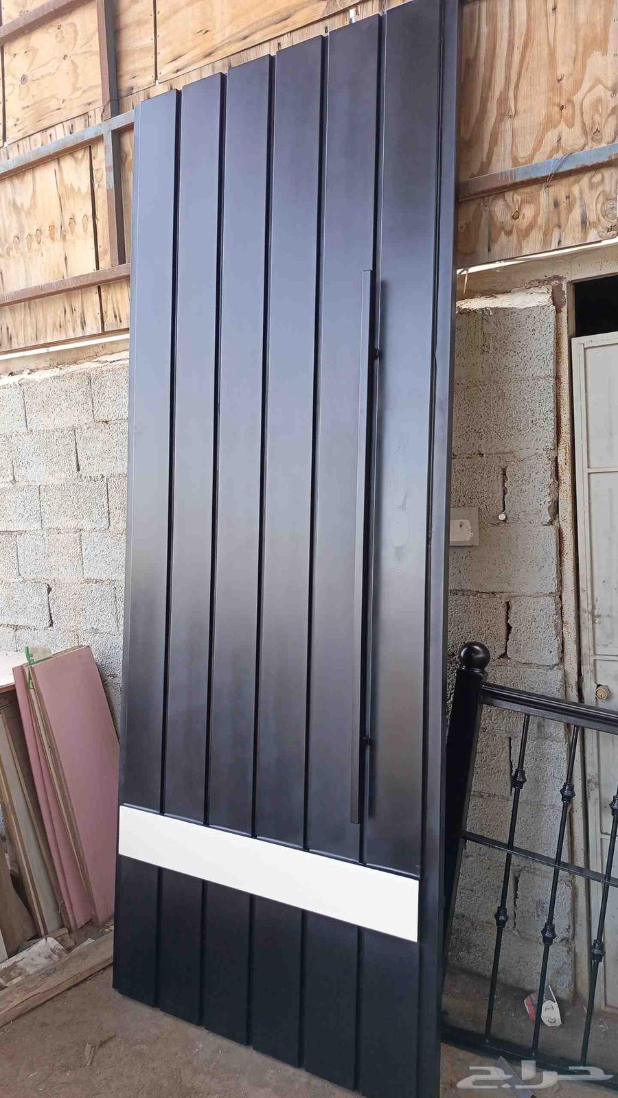 معلم دهان شغل نظيف شغل بيبان جدران سقف وجد شغل نظيف رخيص64458855888513110