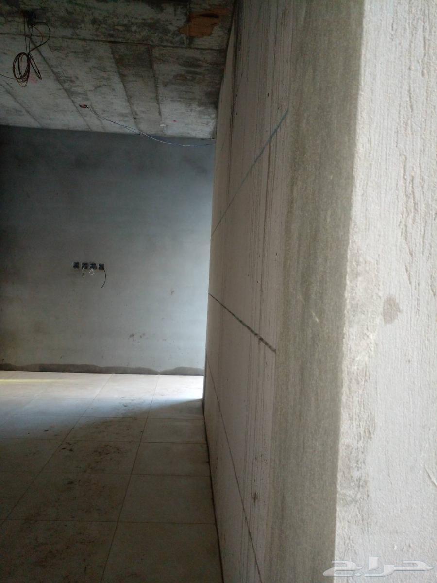 Building demolition, plastering, ceramic and floor tiling64459019763586114