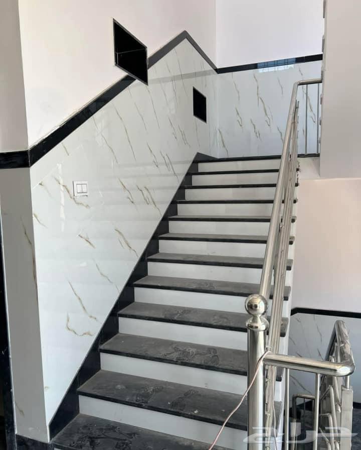 Ceramic, porcelain and all types of tile installer in Jeddah -64459049837058110