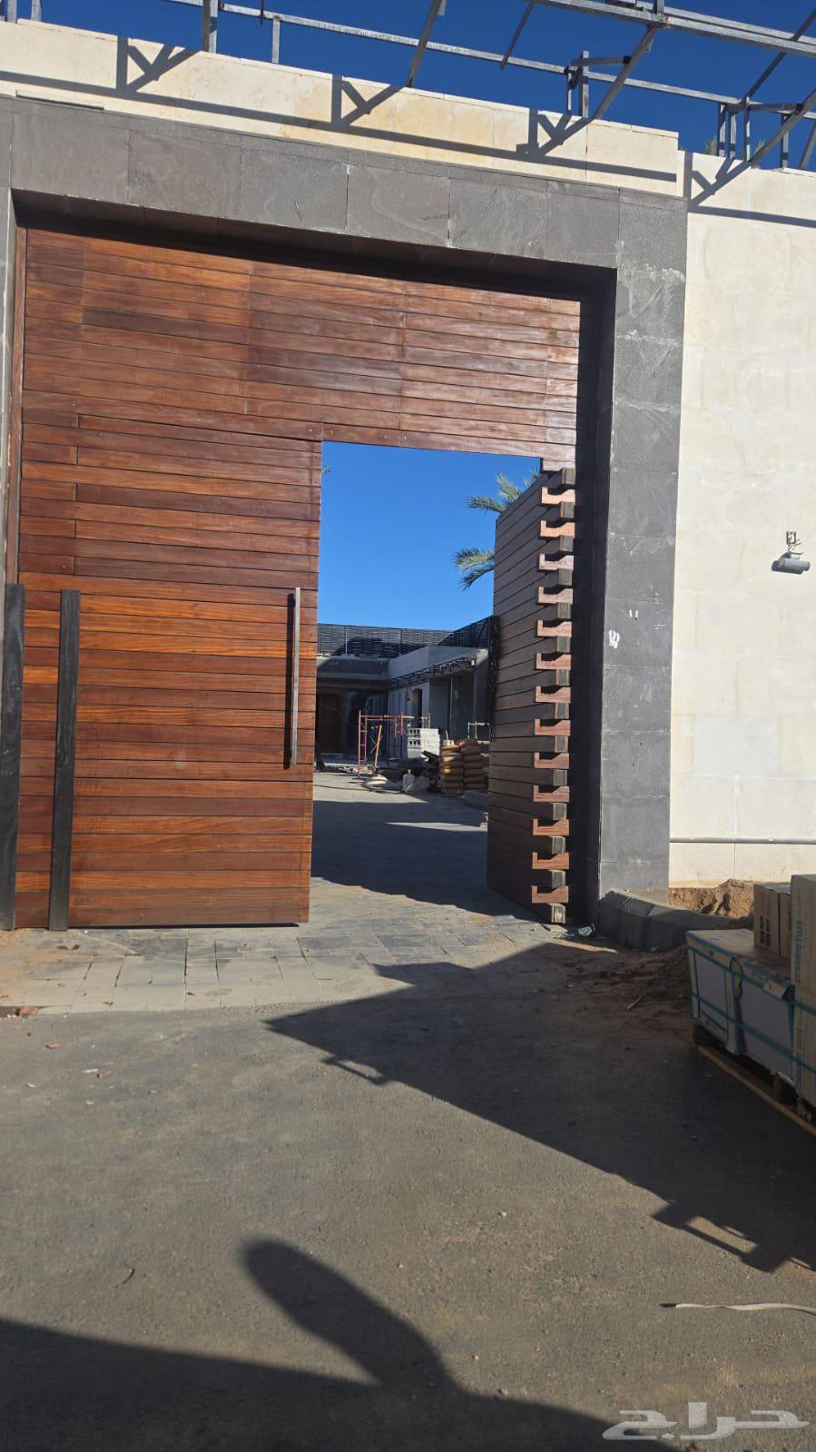 دهان ابواب دوكو ومجنه وغرف نوم اعلا التشطيبات ولذق ورق الدهب64458840856833110