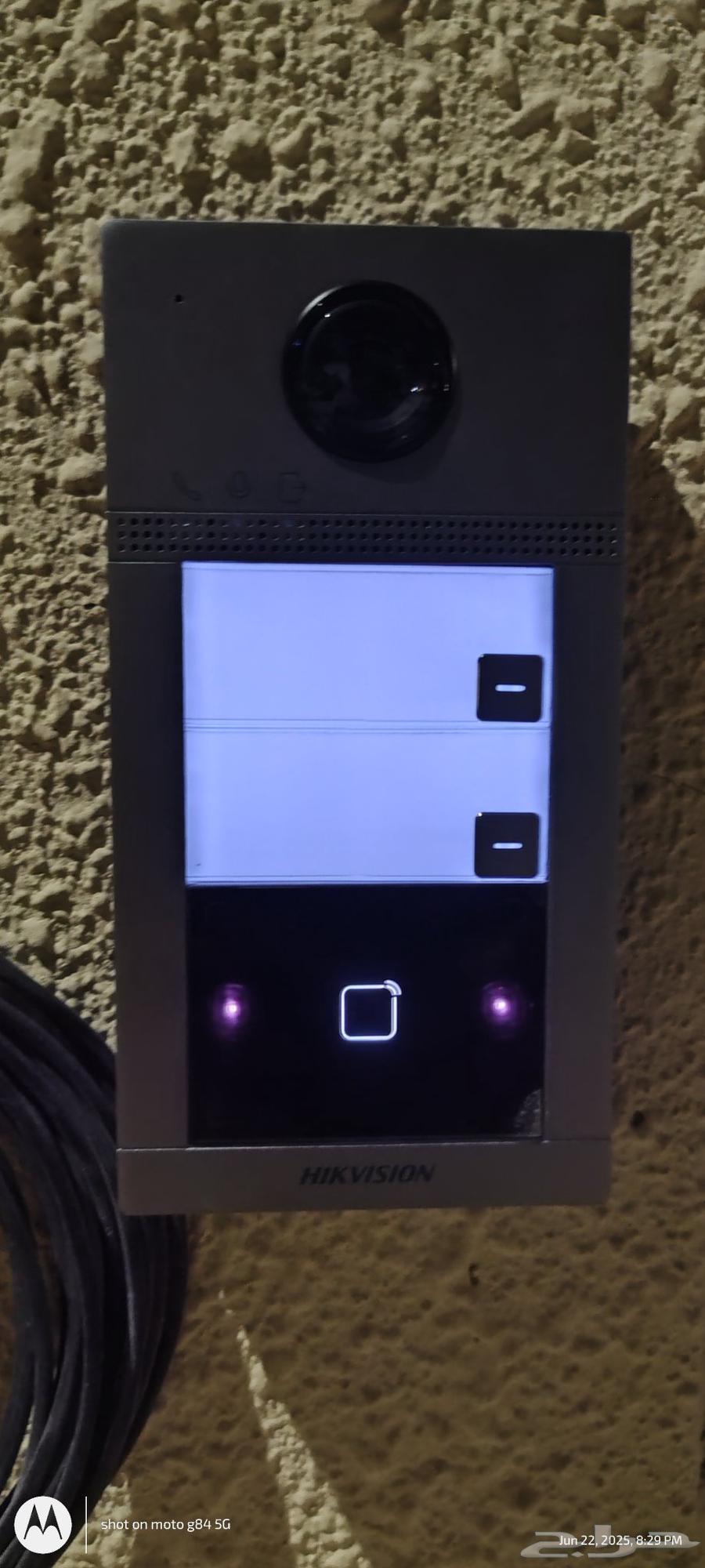 Technician for installing and maintaining surveillance camera64459050154625113